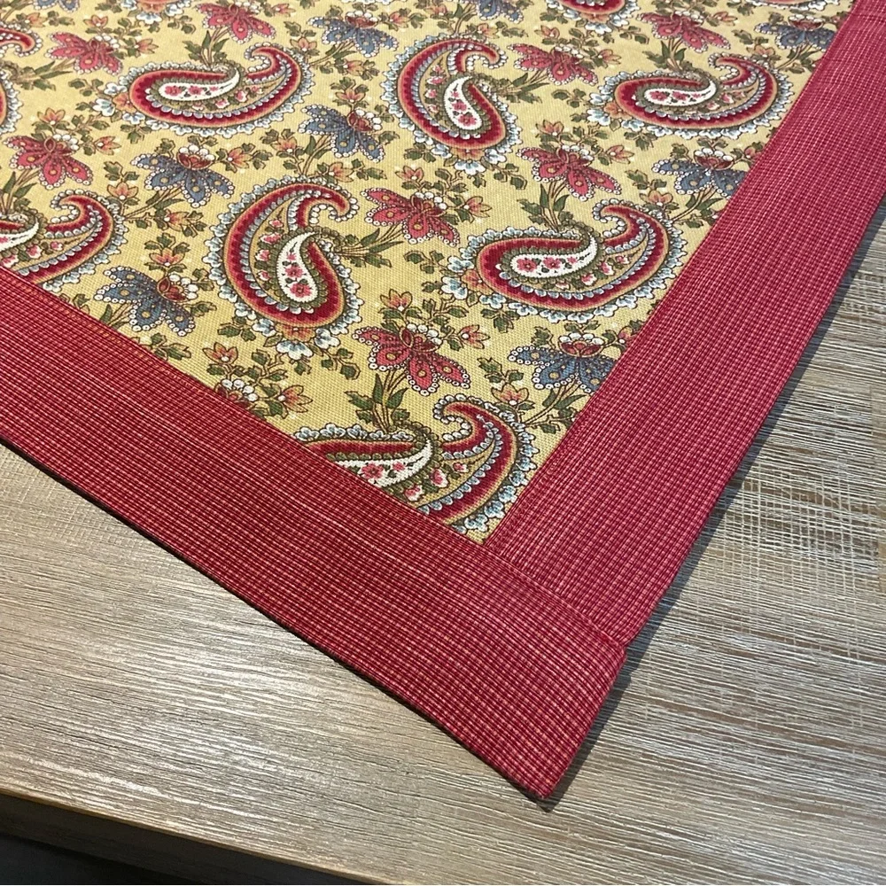 Custom Table Throw - Picture 2 of 3